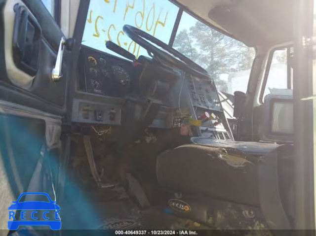 2000 MACK CH613 CH600 1M1AA13Y3YW129321 image 6