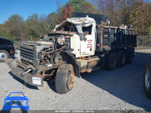 2006 MACK CV713 CV700 1M2AG11C16M042477 image 1