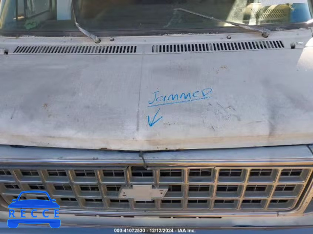1982 CHEVROLET G30 2GBJG31M2C4113382 image 9
