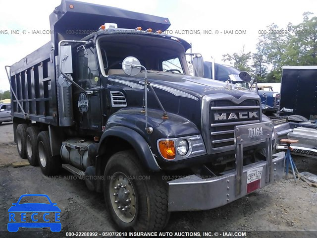 2006 MACK CV713 CV700 1M2AG11C26M040429 image 0