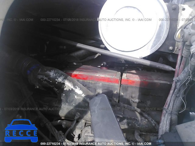 1997 FREIGHTLINER FLD FLD120 1FUYDCYB9VH833649 image 8