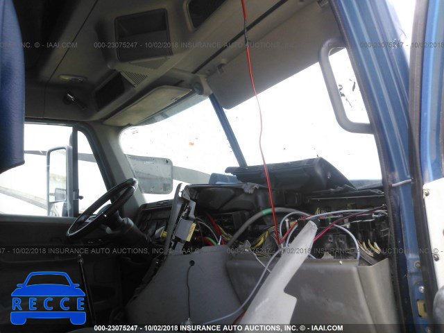 2007 FREIGHTLINER ST120 ST120 1FUJBBCK27LY00582 image 4