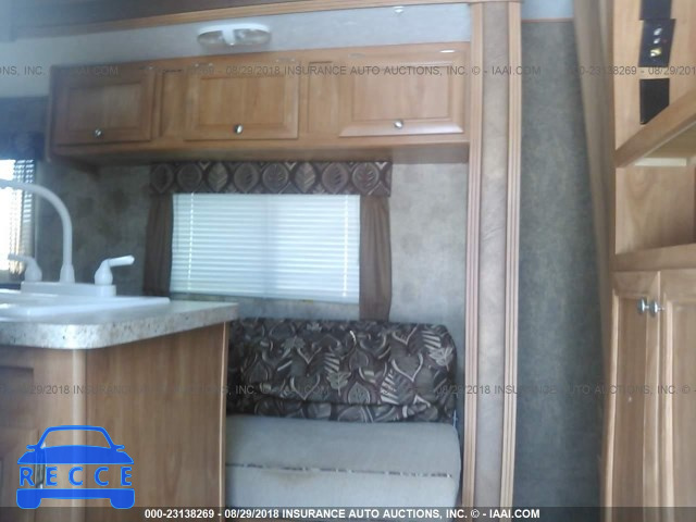 2016 SHASTA M-28BK 5ZT2SSTBXGE005746 Bild 6