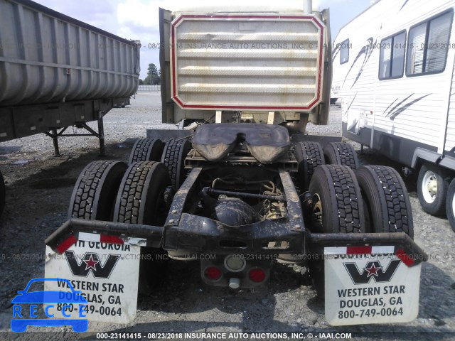 2006 FREIGHTLINER ST120 ST120 1FUJBBCK86LW81158 image 6