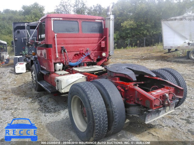 2000 FREIGHTLINER FL70 1FUWHJBA6YHG02764 image 2