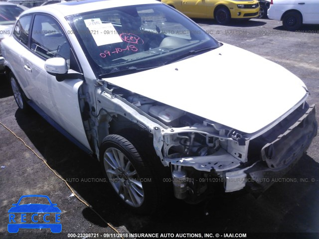 2012 VOLVO C30 T5 YV1672MK7C2280628 image 0