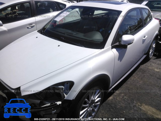 2012 VOLVO C30 T5 YV1672MK7C2280628 image 1