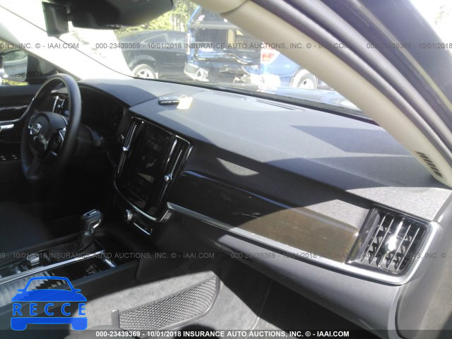 2018 VOLVO S90 T5/MOMENTUM LVY982MK9JP028145 image 4
