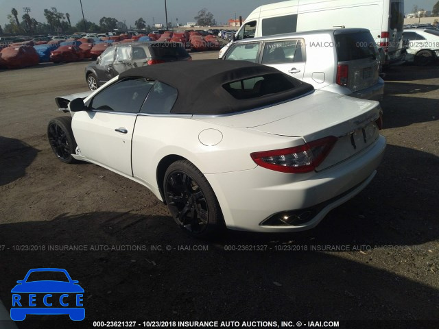 2011 MASERATI GRANTURISMO S ZAM45KMA2B0056361 Bild 2