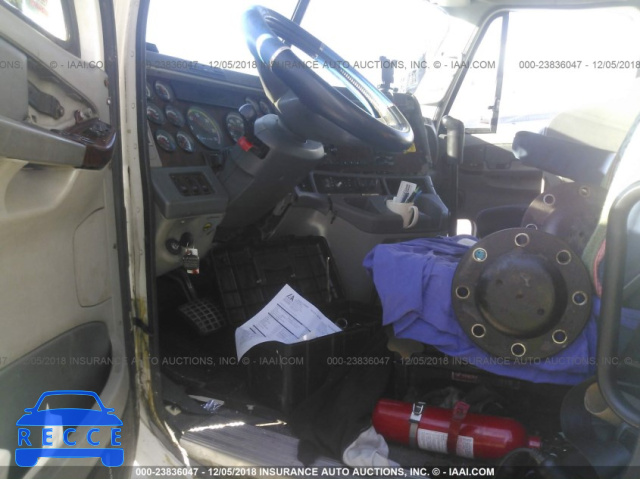 2004 FREIGHTLINER CONVENTIONAL ST120 1FUJBBCK34LN24697 image 4