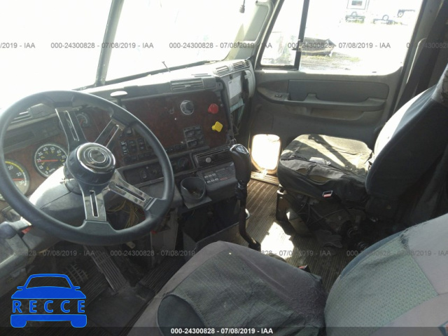 2002 FREIGHTLINER ST120 ST120 1FUJBBCG82LF25260 image 4
