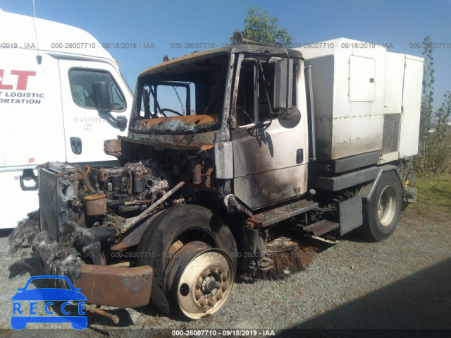 2000 FREIGHTLINER MEDIUM CONVENTIONAL FL70 1FV6HJBA4YH989548 image 1