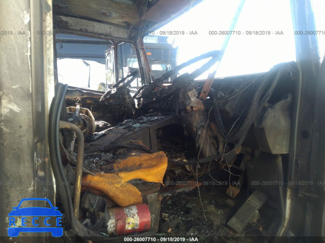 2000 FREIGHTLINER MEDIUM CONVENTIONAL FL70 1FV6HJBA4YH989548 image 4