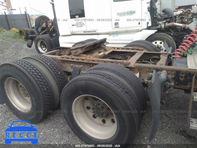 2001 FREIGHTLINER ST120 ST120 1FUJBBCG01LH95338 image 6