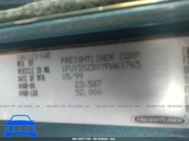 2000 FREIGHTLINER FLD FLD120 1FUYDSZBXYPA61765 image 8