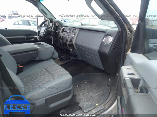 2014 FORD SUPER DUTY F-350 SRW XLT/XL/LARIAT/PLATINUM 1FT8W3BTXEEB17945 image 4