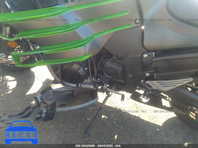 2015 KAWASAKI ZX1400 F JKBZXNF16FA010556 Bild 8