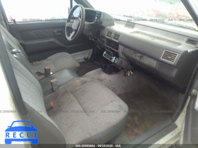 1992 Isuzu Conventional SHORT WHEELBASE 4S1CL11LXN4226879 зображення 4