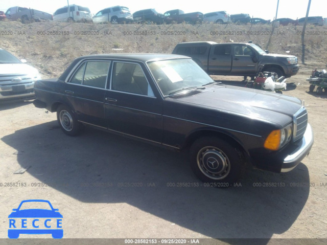 1981 MERCEDES-BENZ 240 D WDBAB23A0BB215737 Bild 0