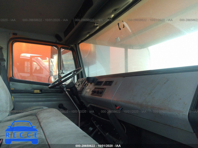 2000 FREIGHTLINER MEDIUM CONVENTIONAL FL70 1FV6HJAC8YHB88823 image 4