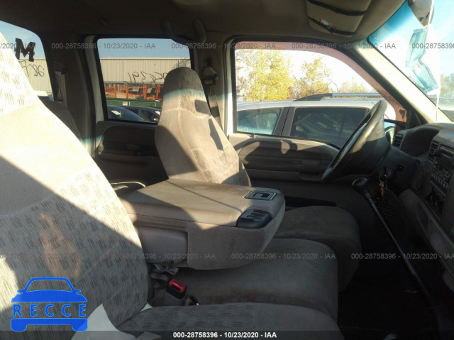 2000 FORD SUPER DUTY F-350 SRW XL/XLT/LARIAT 1FTSW31F9YEB75857 image 4