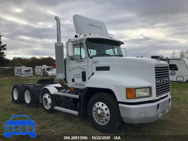 2000 MACK 600 CH600 1M1AA13Y6YW130494 Bild 0