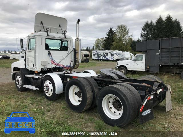 2000 MACK 600 CH600 1M1AA13Y6YW130494 image 2