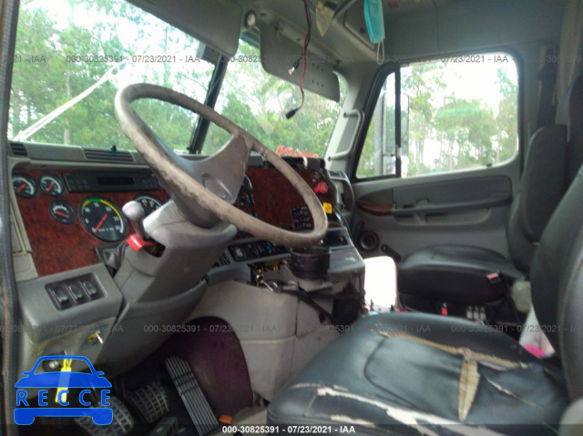 2002 FREIGHTLINER ST120 ST120 1FUJBBBD02LH37609 image 4
