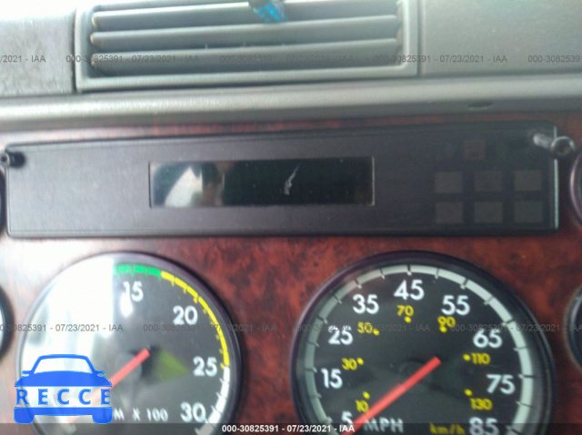 2002 FREIGHTLINER ST120 ST120 1FUJBBBD02LH37609 image 5