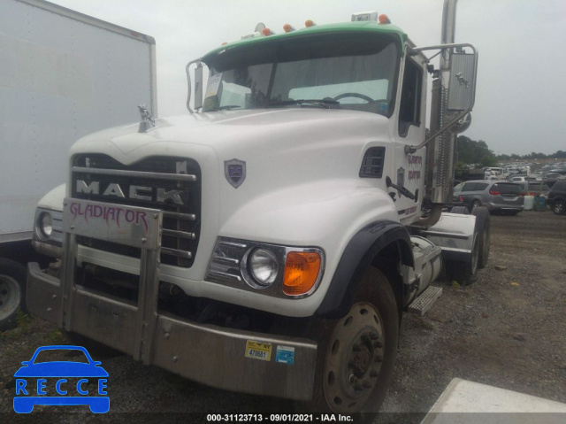 2006 MACK 700 CV700 1M1AG10Y26M025186 image 1