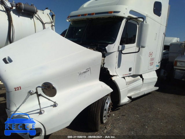 2001 FREIGHTLINER MEDIUM CONVENTIONAL CST120 1FUY0SZB61LG34900 Bild 1