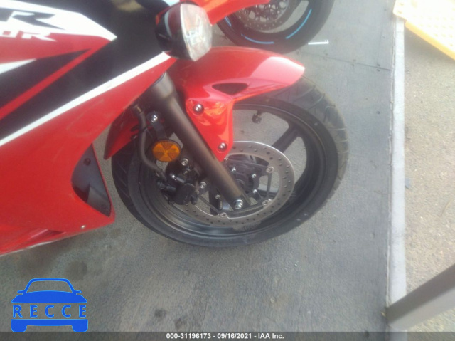 2017 HONDA CBR300 R MLHNC511XH5300013 image 4