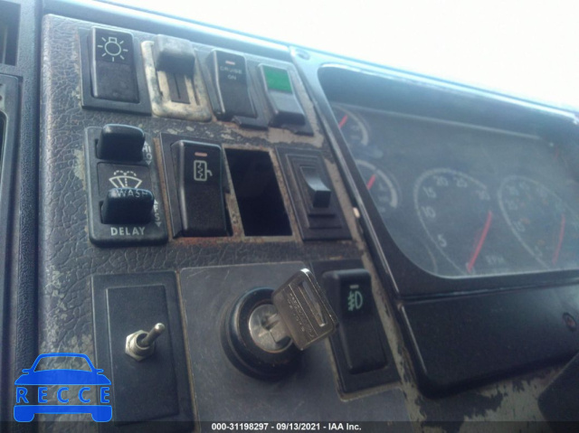 2001 FREIGHTLINER MEDIUM CONVENTIONAL FL70 1FVABSAK11HH88906 зображення 10