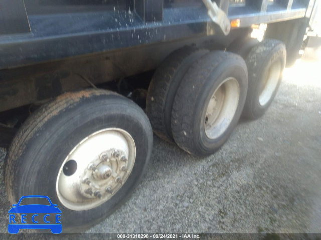 2005 MACK 700 CV700 1M2AG11C15M030313 image 12