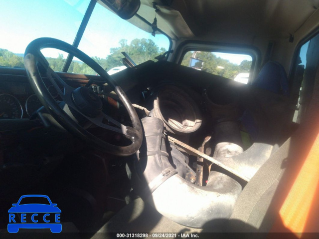 2005 MACK 700 CV700 1M2AG11C15M030313 image 4