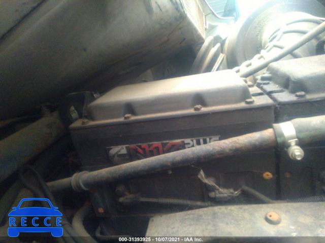 2001 FREIGHTLINER ST120 ST120 1FUYSDYB01PH55535 image 9