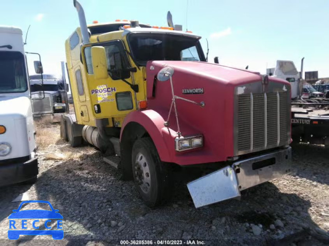 2004 KENWORTH T800 T800 1XKDDB9X84J066267 Bild 0