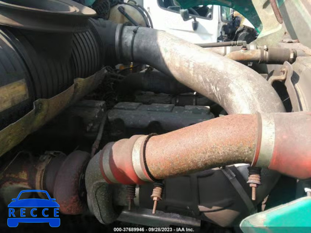 2005 MACK 700 CV700 1M2AG11Y85M024617 image 9