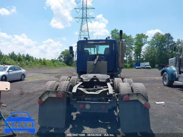 2003 MACK 600 CH600 1M1AA13Y23W152176 Bild 16