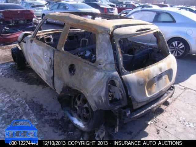 2002 Mini Cooper WMWRC334X2TE13172 image 2