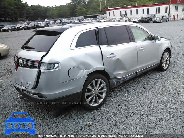 2011 Lincoln MKT 2LMHJ5AT3BBJ51437 image 3