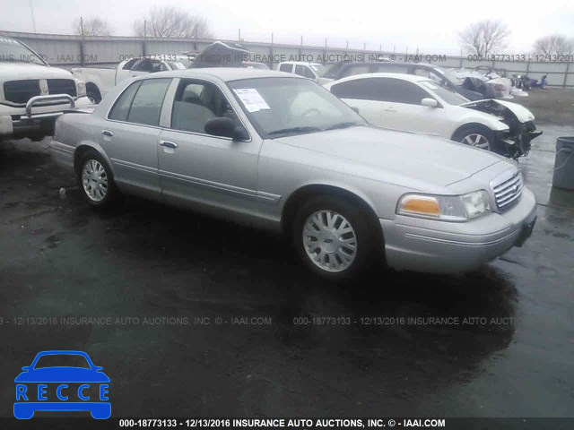 2004 Ford Crown Victoria 2FAFP74WX4X130085 image 0