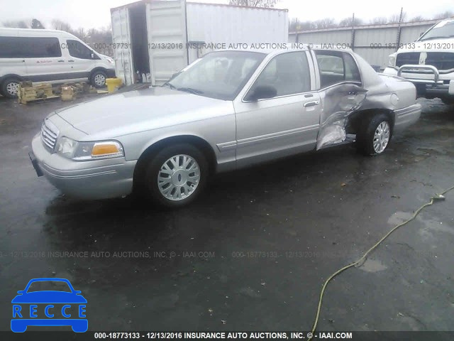 2004 Ford Crown Victoria 2FAFP74WX4X130085 image 1