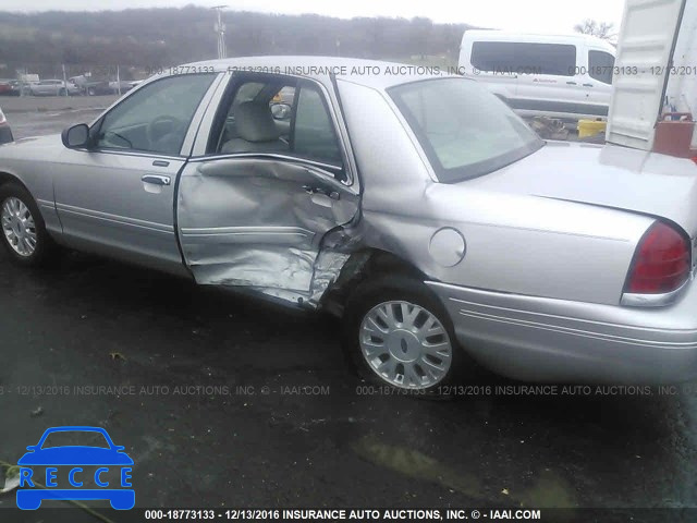 2004 Ford Crown Victoria 2FAFP74WX4X130085 image 5