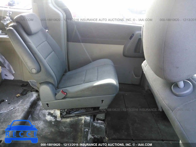 2009 Chrysler Town & Country LX 2A8HR44E69R547517 image 7