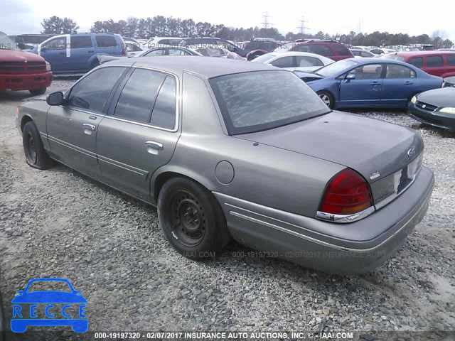 2003 Ford Crown Victoria 2FAFP73W23X109974 image 2