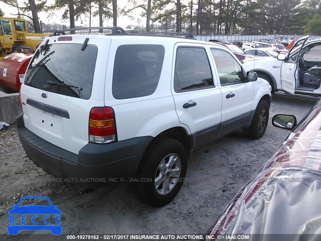 2005 Ford Escape 1FMYU03155KB35946 image 3