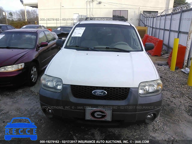 2005 Ford Escape 1FMYU03155KB35946 image 5