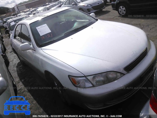 1998 Lexus ES 300 JT8BF28GXW5013823 image 0