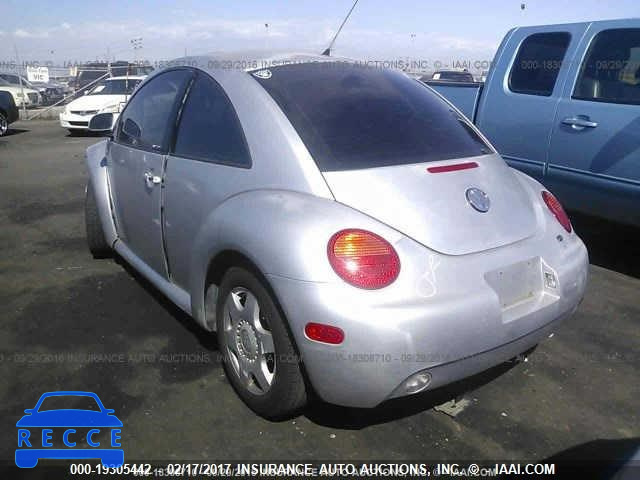 1999 Volkswagen New Beetle GLS 3VWCC21C6XM460051 image 2